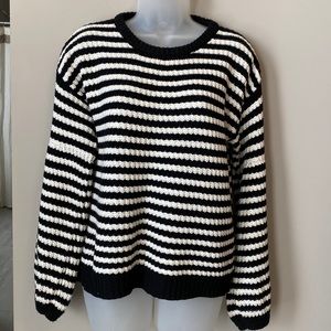 Amuse Society Size M Sweater Black and White Stripe